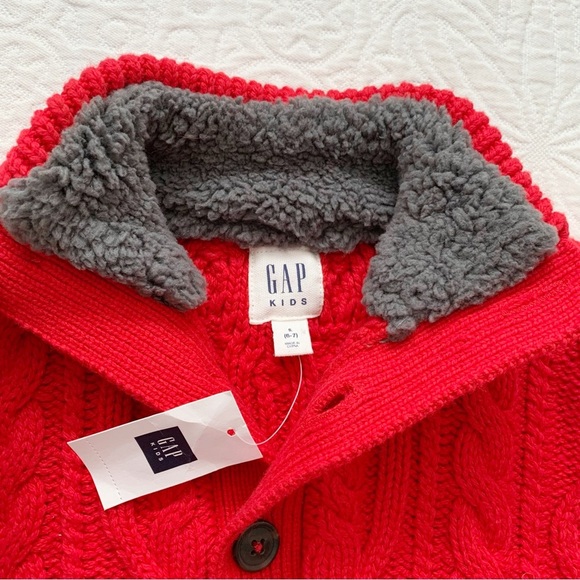 Gap Kids' Cable Knit Button Mock-Neck Sweater (Fleece Collar) - Picture 4 of 4